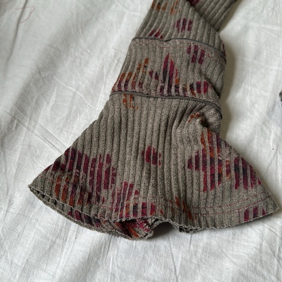 Free People Layer me Henley Top Small Bell Sleeve - Picture 4 of 6